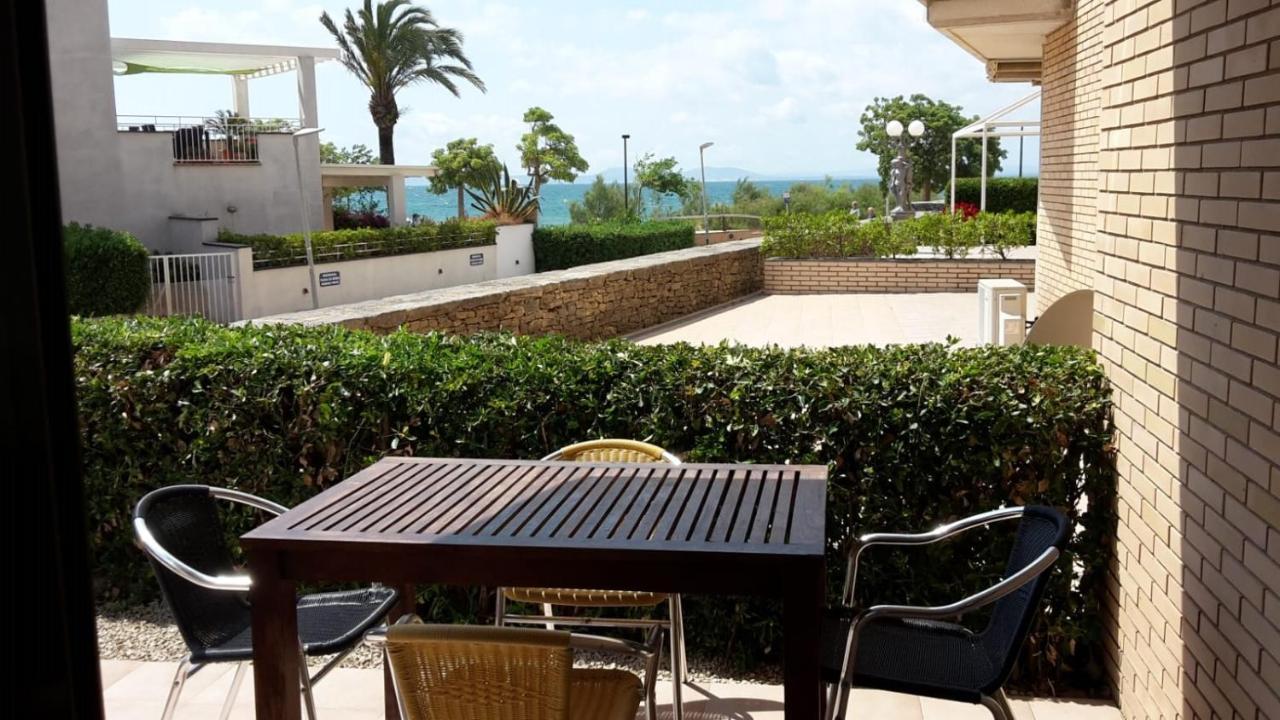 Davant Mar - Apartamento Con Terraza A Pie De Playa 罗萨斯 外观 照片