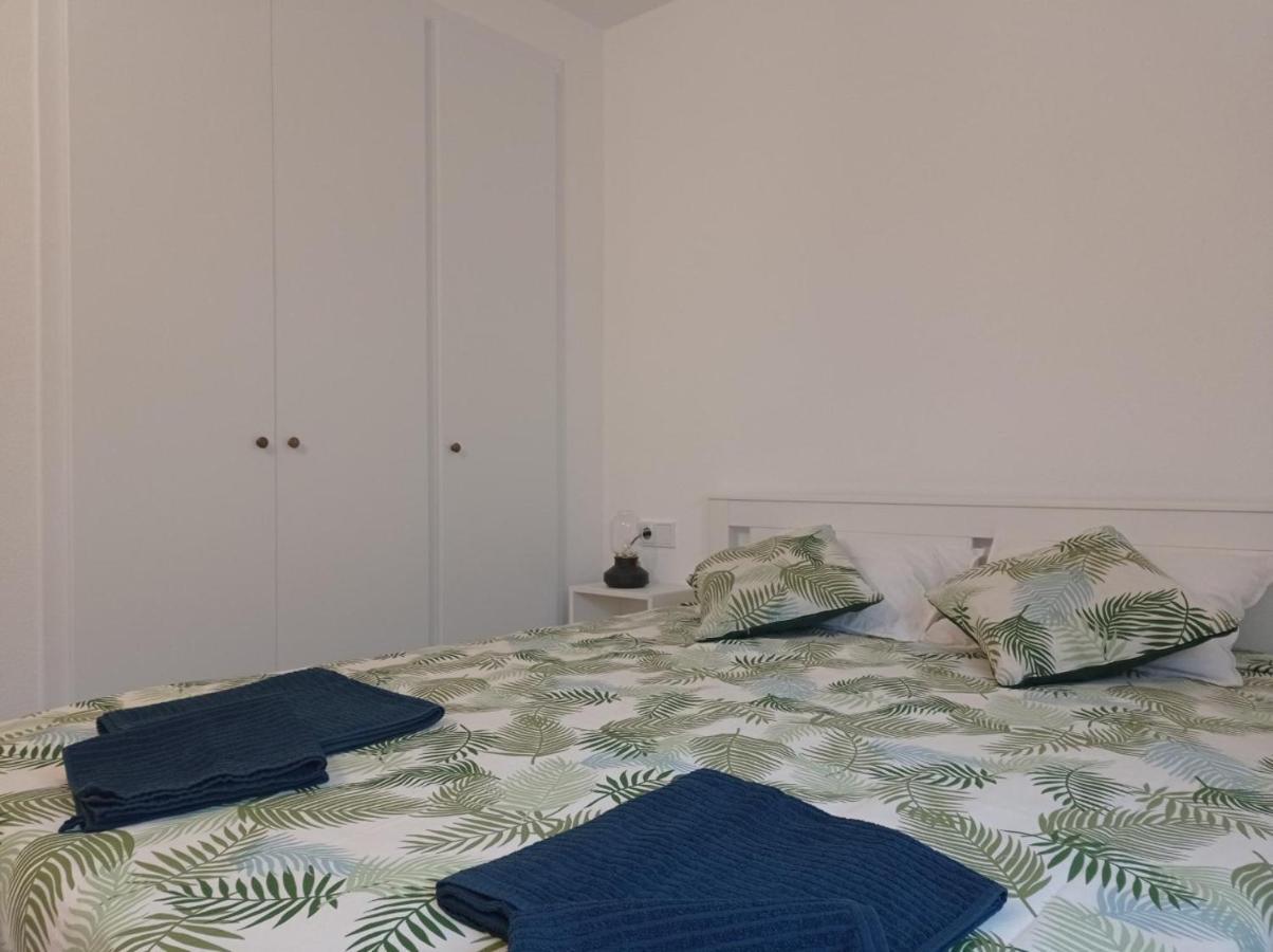 Davant Mar - Apartamento Con Terraza A Pie De Playa 罗萨斯 外观 照片