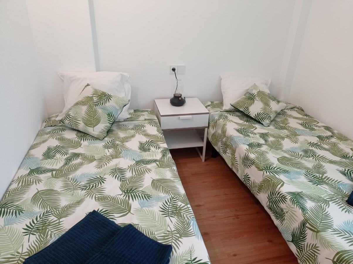 Davant Mar - Apartamento Con Terraza A Pie De Playa 罗萨斯 外观 照片